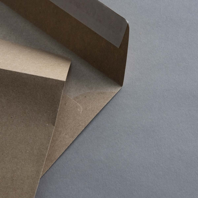 Kraftpapier Couverts quadratisch 160 x 160 mm haftklebend 