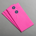 Icon 3 - Couvert DIN lang Rosa mit blauem Bindfadenverschluss 