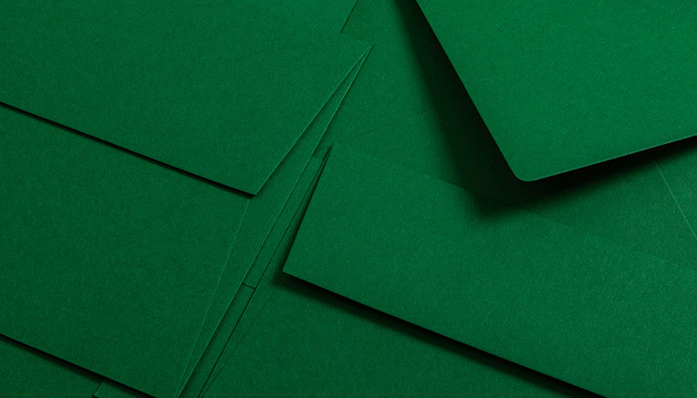 Carta e buste Colorplan nel colore Lockwood Green
