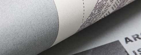 Gros plan sur des papiers présentant une texture et un toucher particuliers